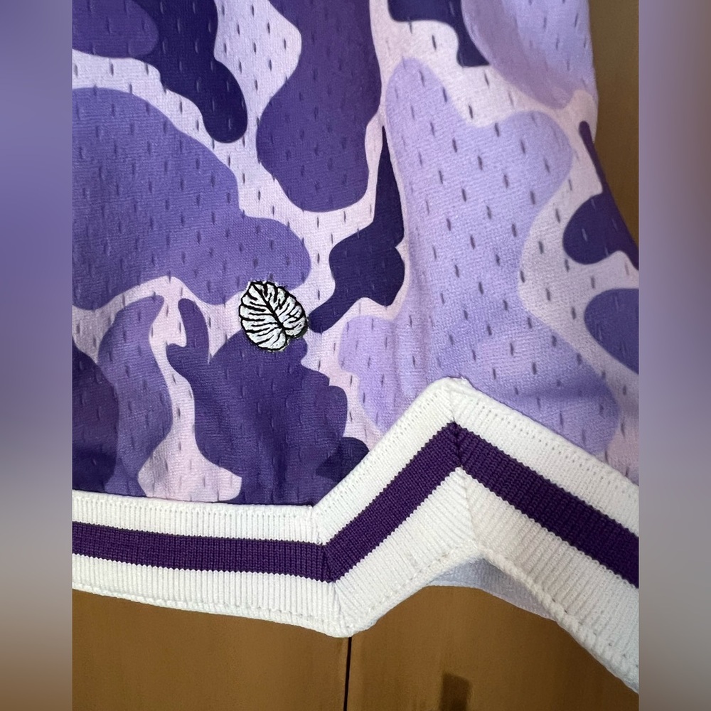 Project X ladies basketball shorts medium. Hawaiian style Camo. Purple. - Picture 3 of 8